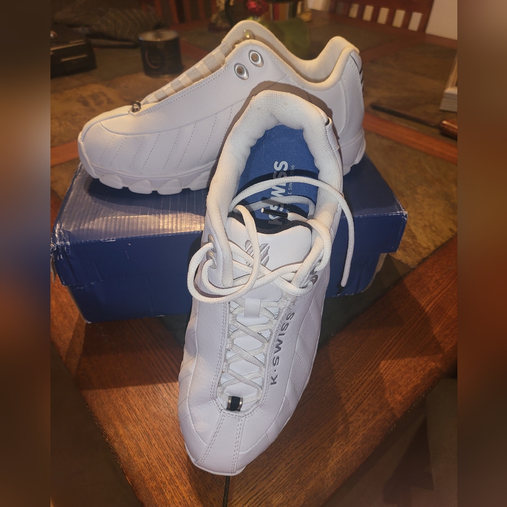 K-Swiss Men's White Sneakers